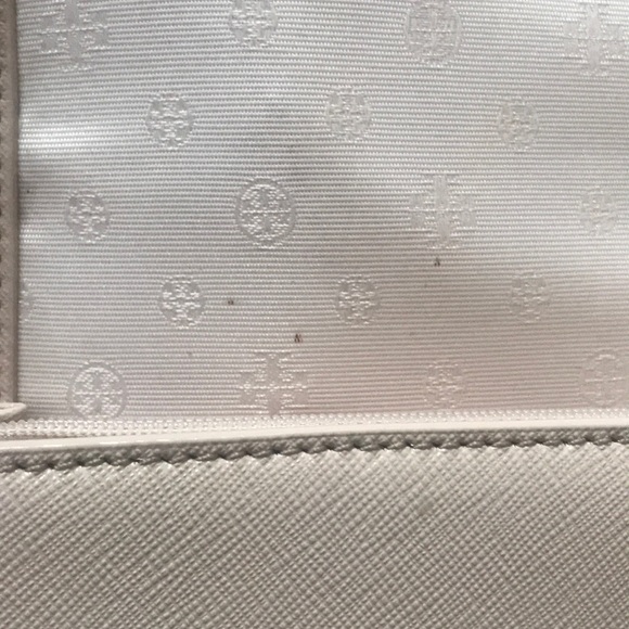 Tory Burch Wallet on Chain - Picture 4 of 15